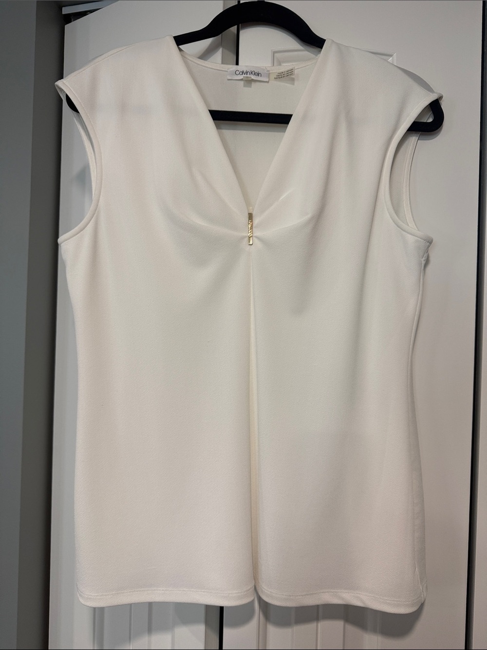 Calvin Klein Ivory Sleeveless V-Notch Dress Top